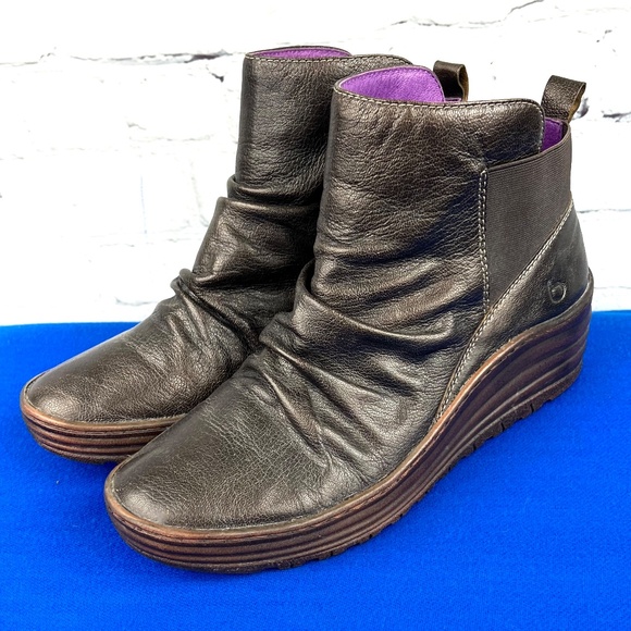 |•BIONICA•| Gilford Wedge Bootie Brown Slip Resistant Size 10 - Picture 1 of 15